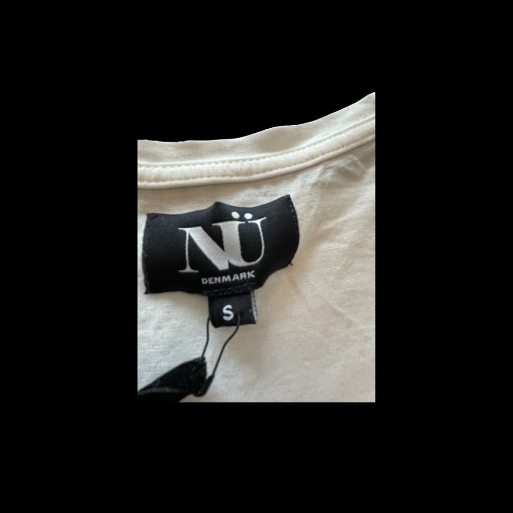 NWT NU Denmark printed T-shirt animal print w embellishments S - Picture 5 of 5